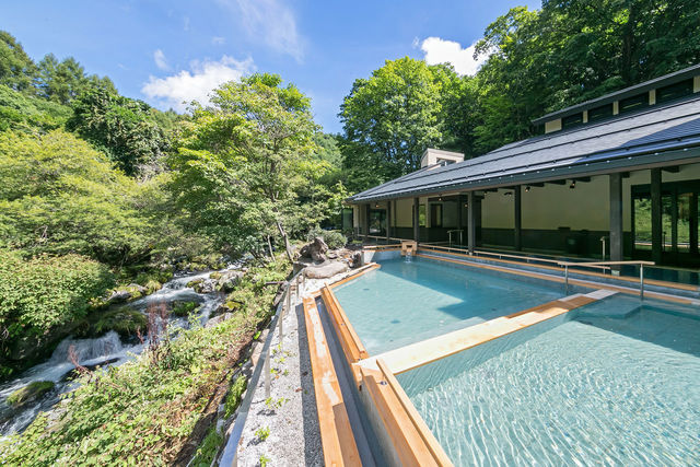 【ゆったり出発早めのお帰り】蓼科グランドホテル滝の湯と諏訪大社