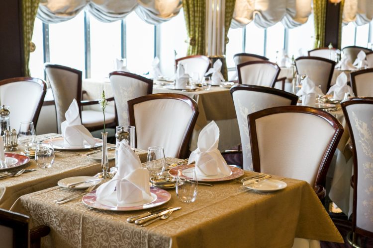 飛鳥Ⅱ日本海クルーズ みなとロマン函館