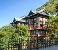 時を超える名館「富士屋ホテル」に泊まる芸術と美食の贅沢箱根旅