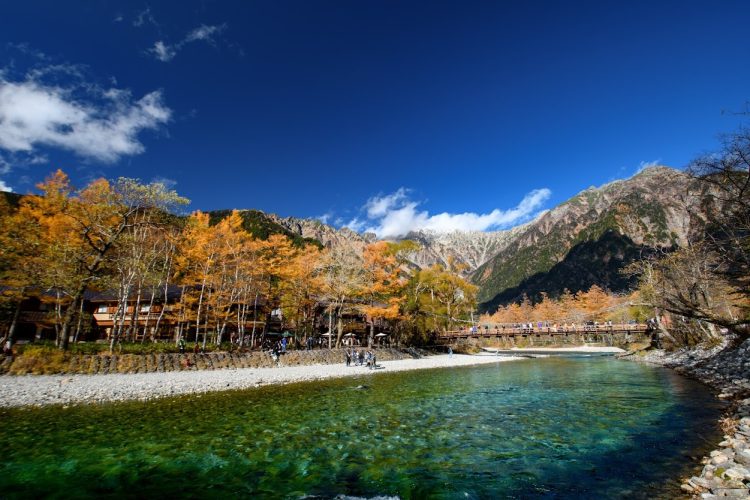 絶景！北アルプスのパノラマ景色とガイドと歩く 上高地・明神池