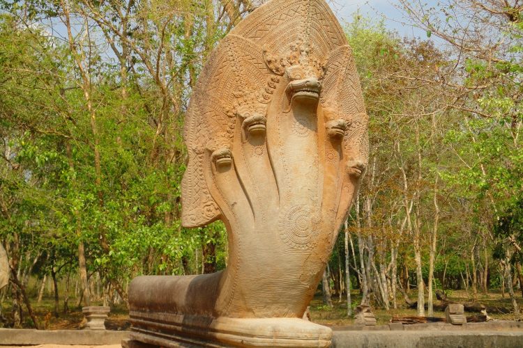 ベトナム航空利用　世界遺産アンコールワット　6日間