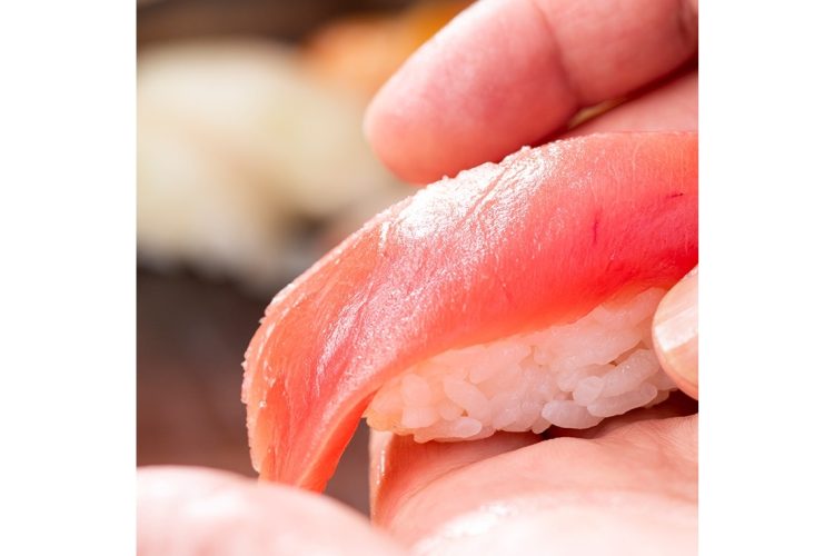 蒼舞咲歩さんと行く!宝塚歌劇鑑賞と高級寿司食べ放題